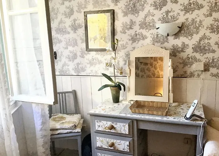 Maison Intime A Avec Jardin Et Parking 度假居 *